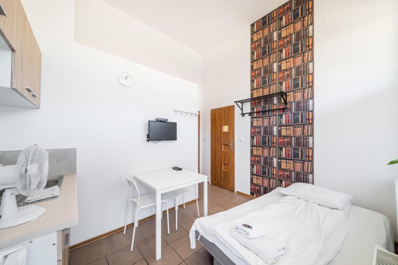 Jm Rooms Lubicz II Krakau Buitenkant foto