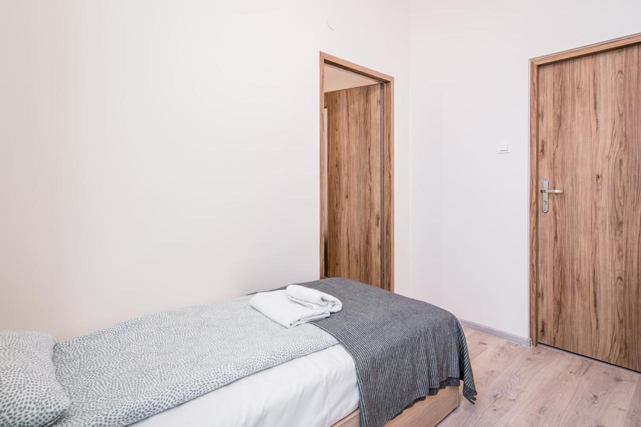 Jm Rooms Lubicz II Krakau Buitenkant foto