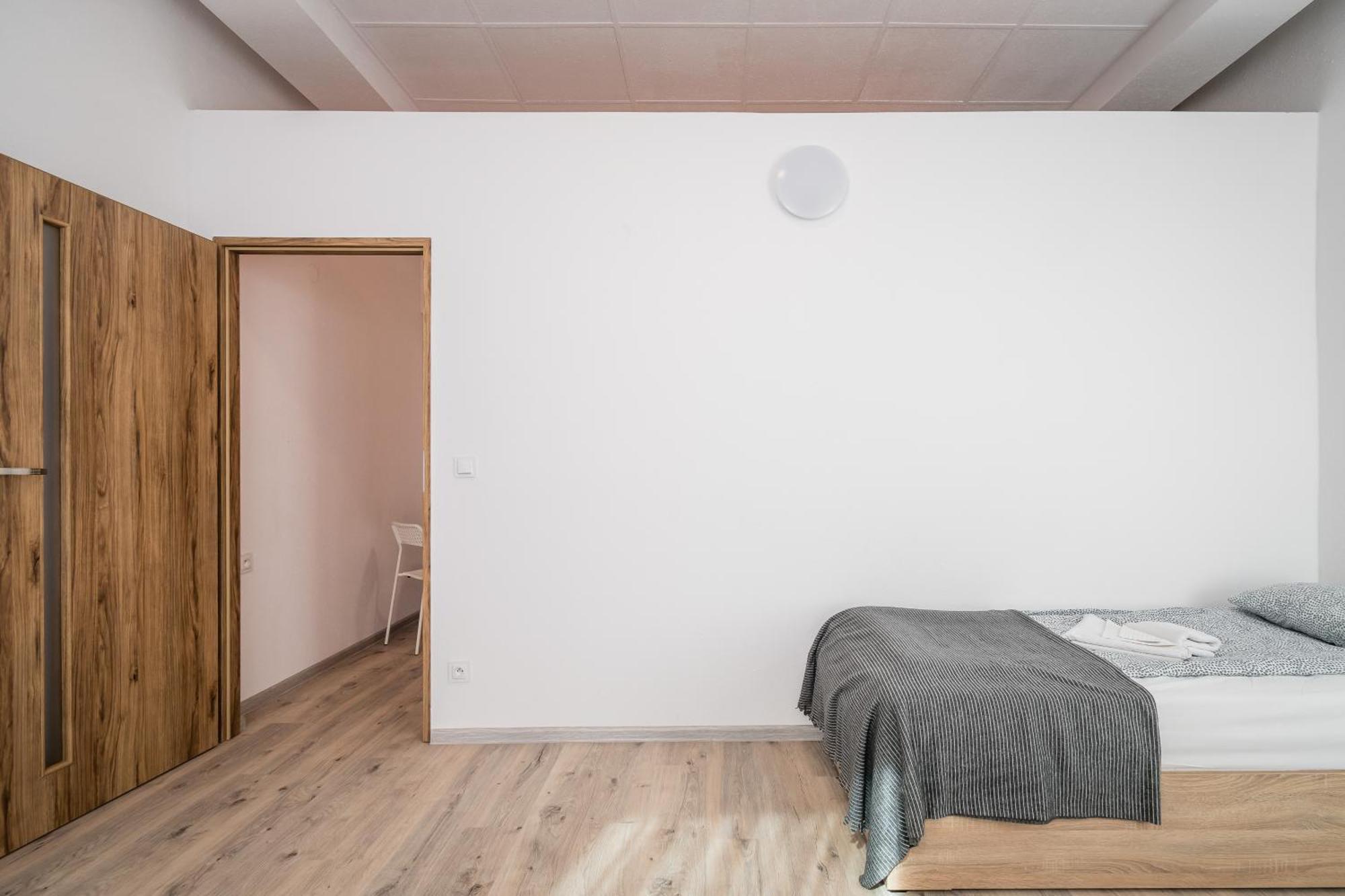 Jm Rooms Lubicz II Krakau Buitenkant foto